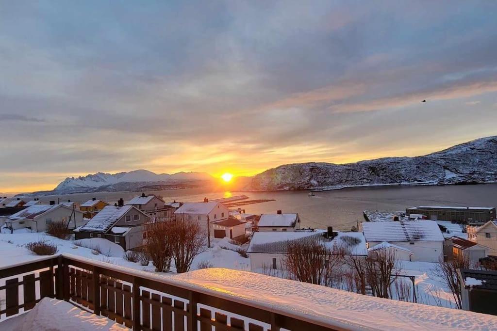 Nice House With A Great View! Skjervoy Экстерьер фото