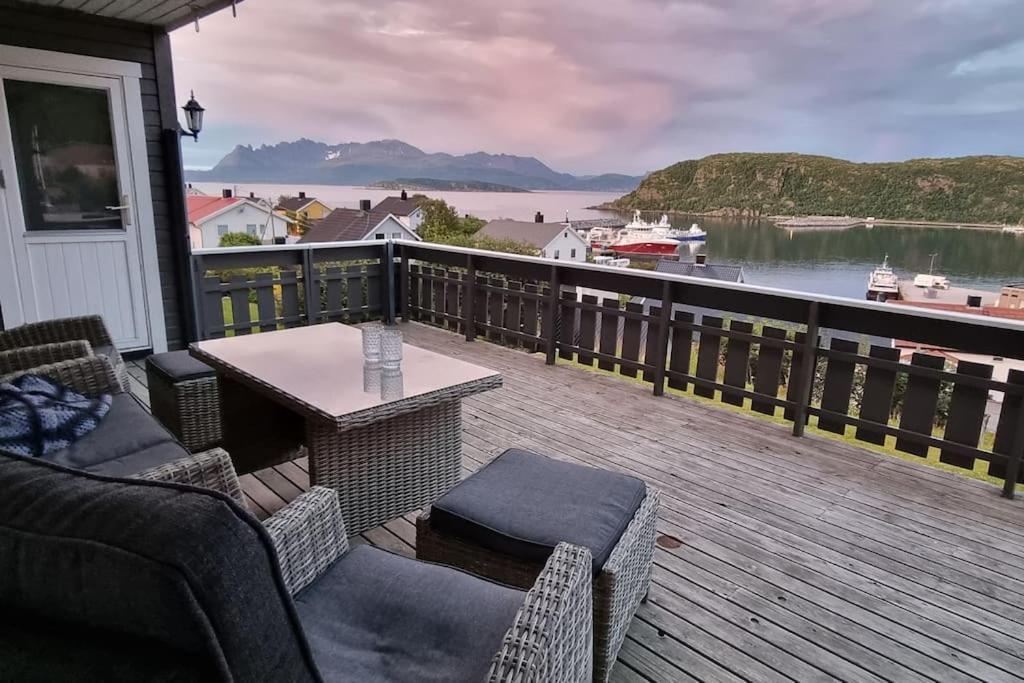 Nice House With A Great View! Skjervoy Экстерьер фото